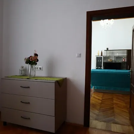 Center Haus-2